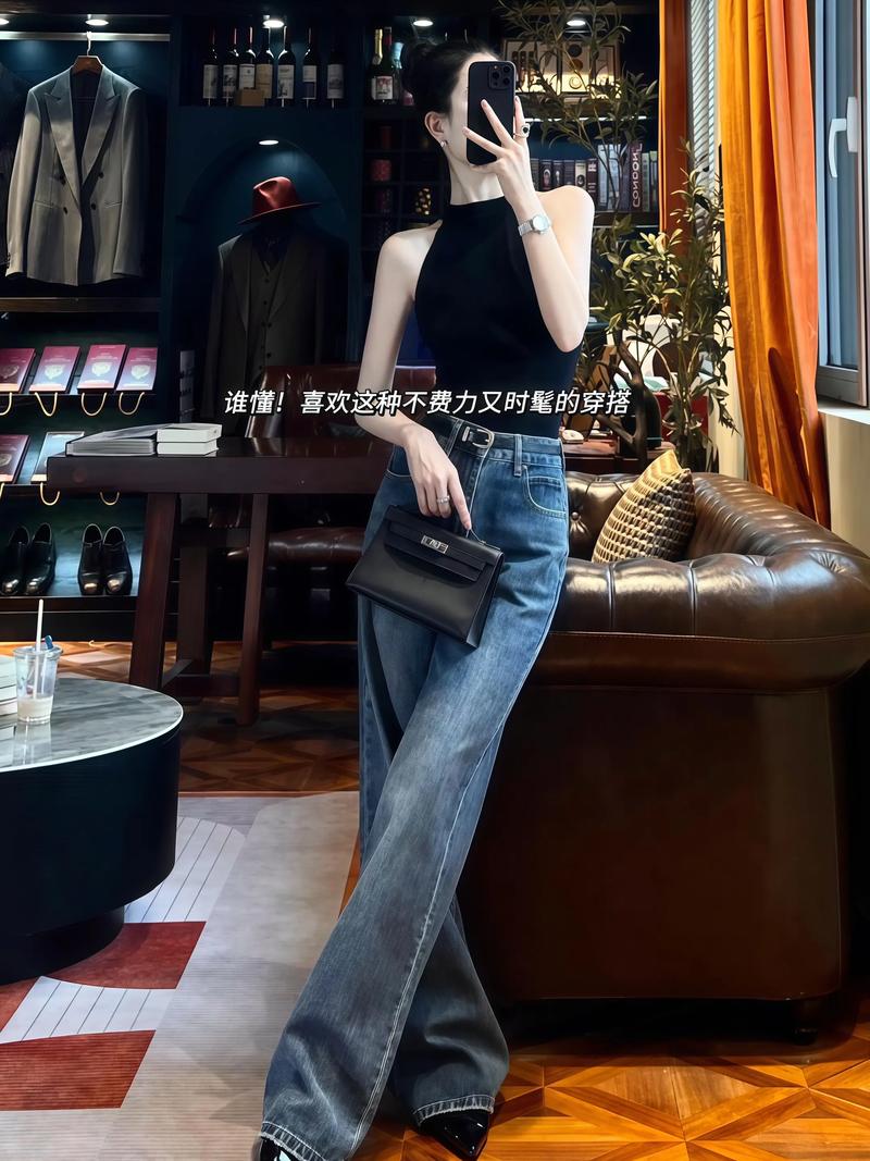 夏天黑色无袖上衣怎么搭配外套