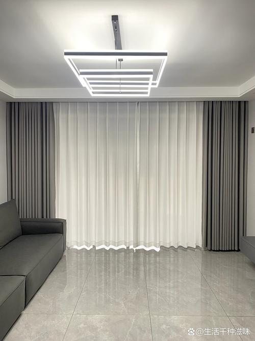 中灰色是什么颜色