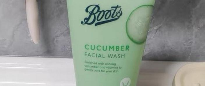 英国小黄瓜洗面奶图片