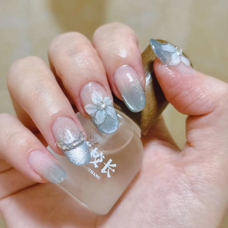 猫眼指甲胶怎么搭配