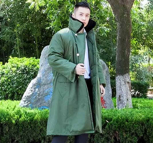 军大衣怎么搭配图片