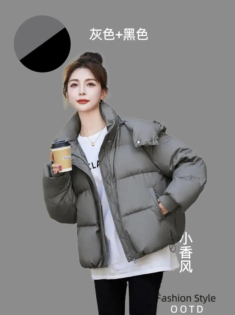 灰色棉服里面怎么搭配图片