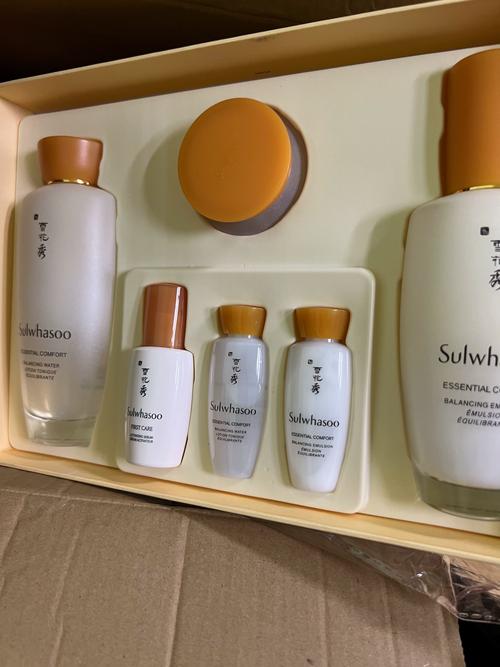 秋冬季节适合的护肤品