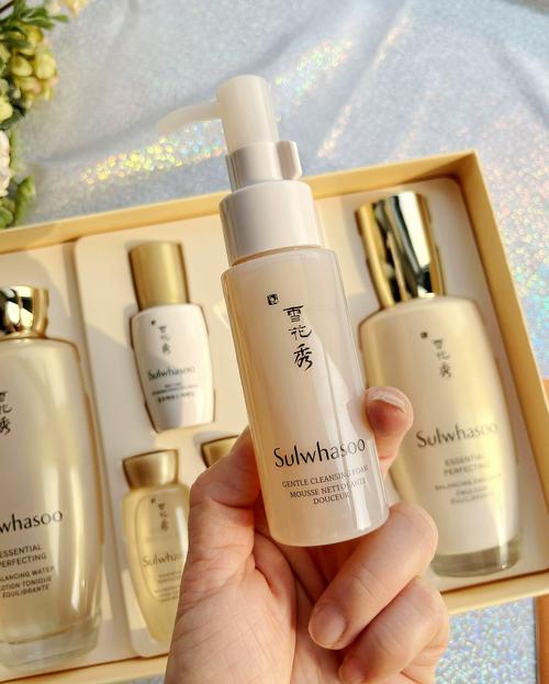 秋冬季节适合的护肤品