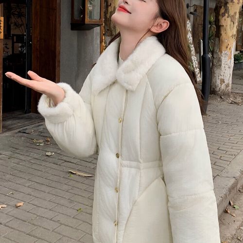 短款红色貂皮怎么搭配