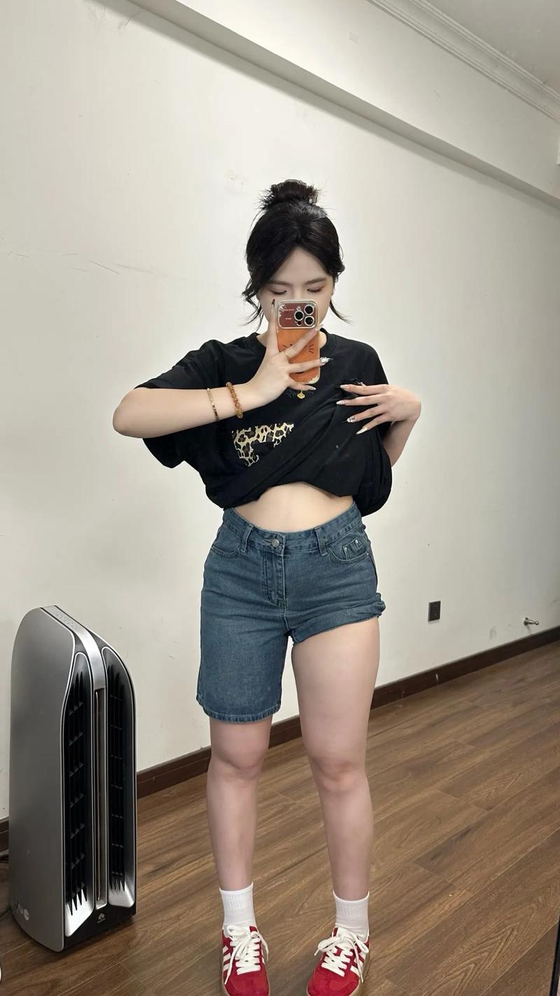 胯宽腿粗穿什么裤子