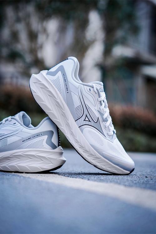 跑步应该穿什么鞋