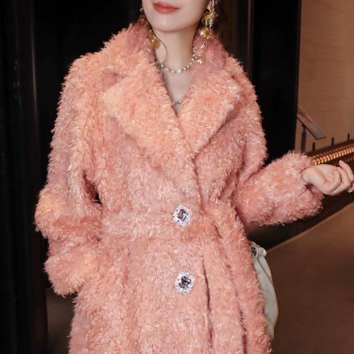 收腰皮草怎么搭配