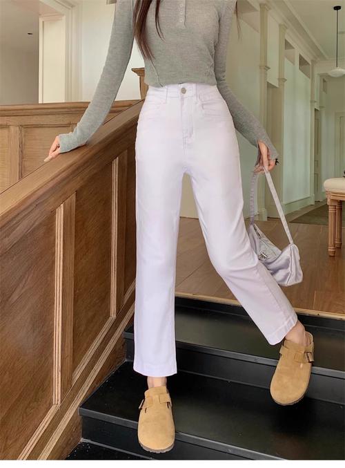 白色9分裤怎么搭配鞋子