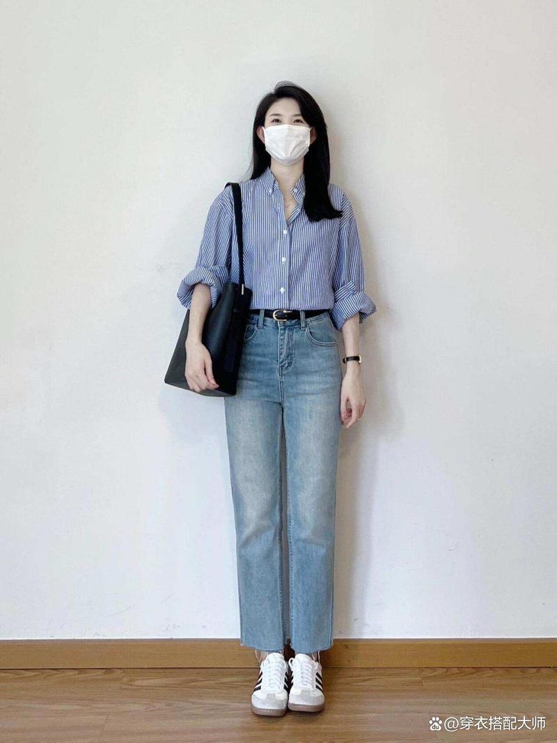 牛仔衣服配什么裤子