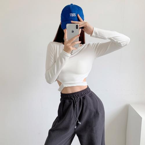 露腰衣服怎么搭配