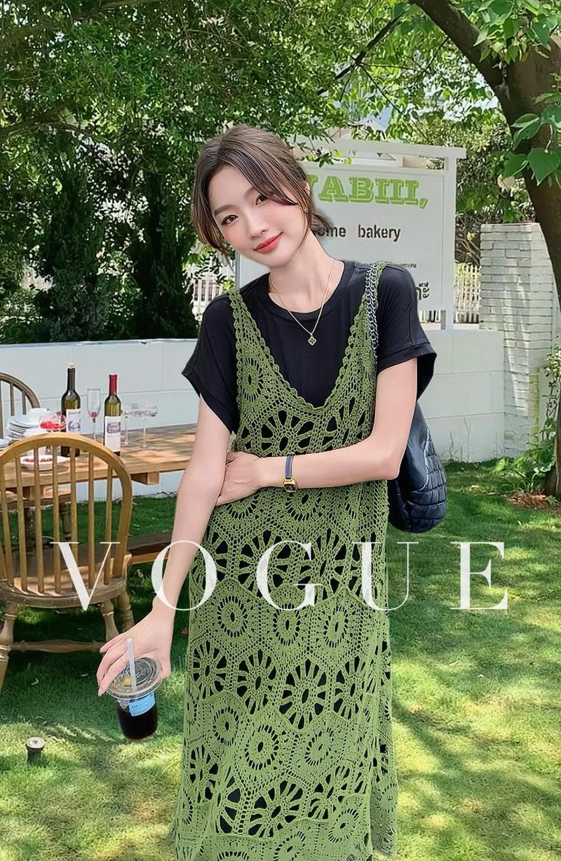 军绿裙子怎么搭配图片