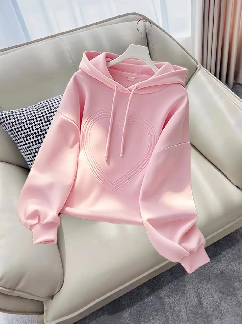 粉红色的卫衣怎么搭配