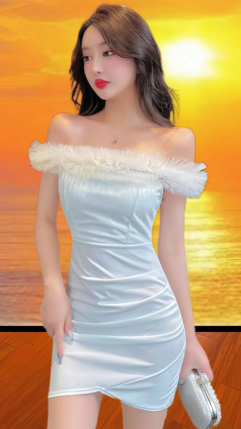 一字肩连衣裙怎么搭配