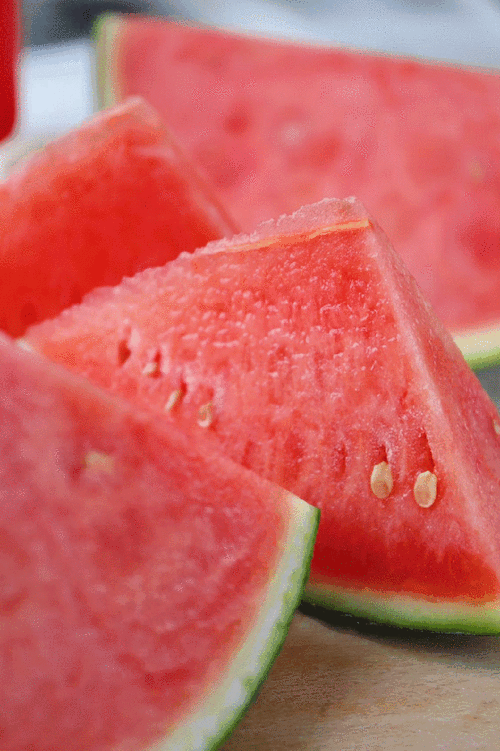 西瓜有什么颜色