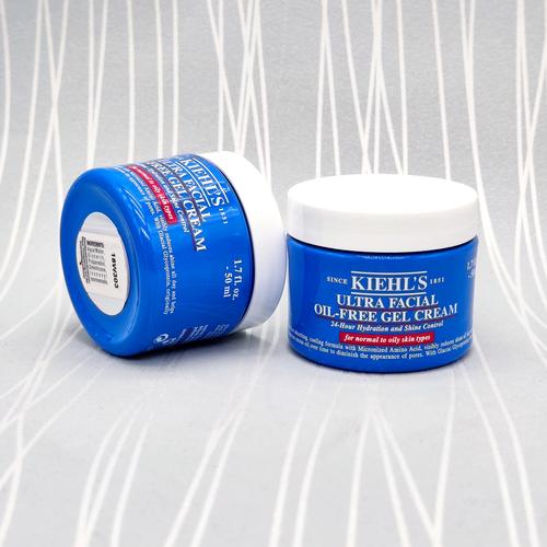 脸油干燥用什么护肤品