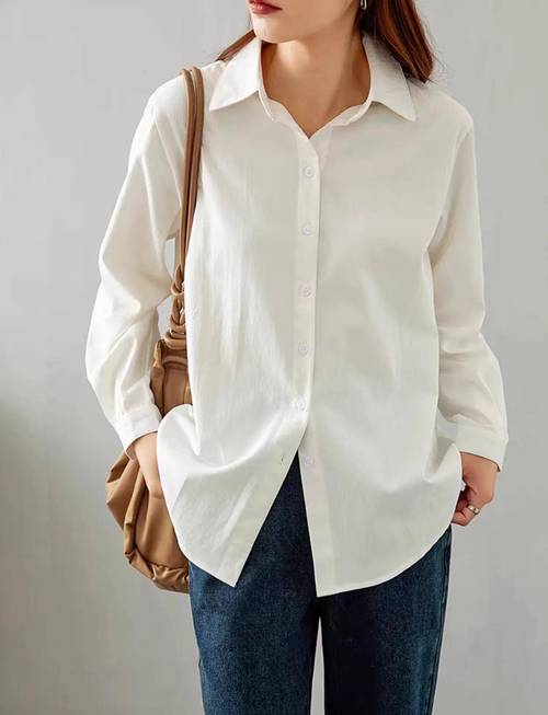 女士白衬衫怎么搭配