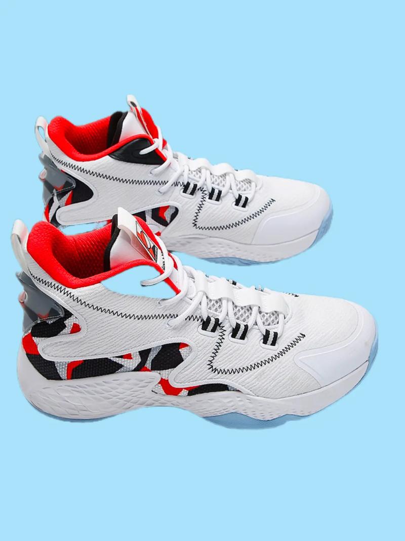 高邦篮球鞋怎么搭配