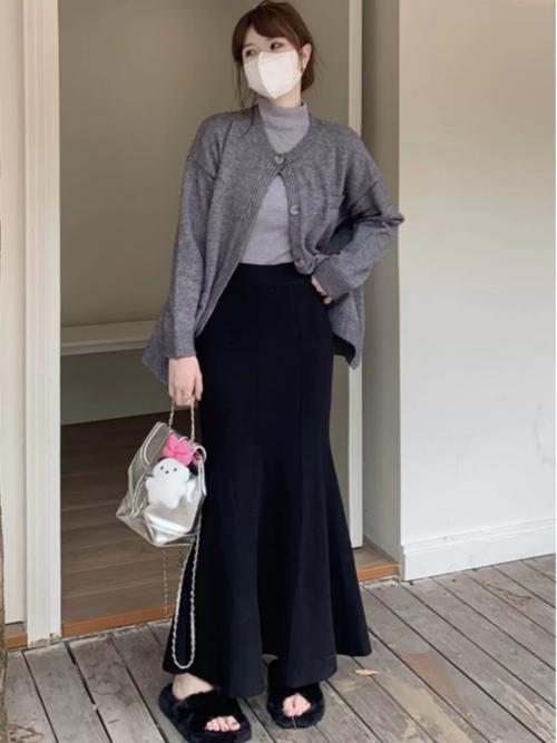 冬季针织包臀裙怎么搭配不冷