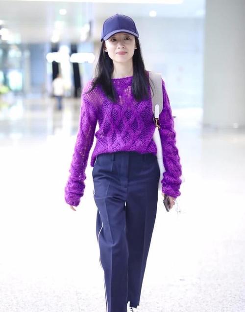 紫色毛衣配什么外套