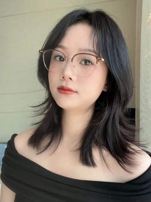 长脸适合戴什么眼镜