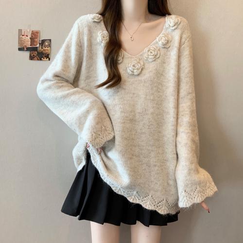 女生穿套头毛衣怎么搭配图片