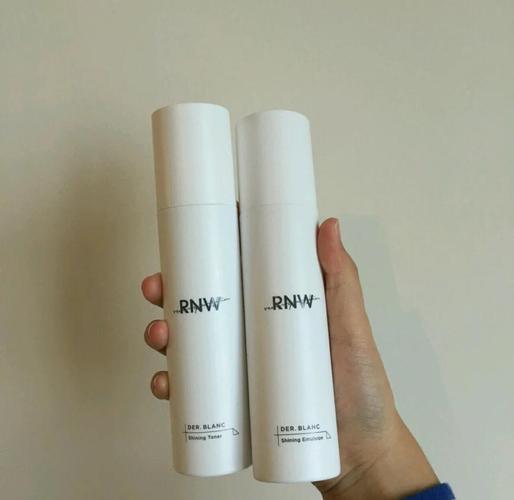 夏天晒黑用什么护肤品