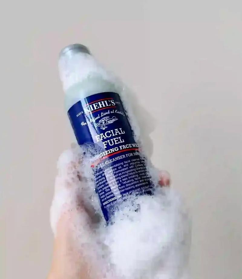 科颜氏男士磨砂洗面奶