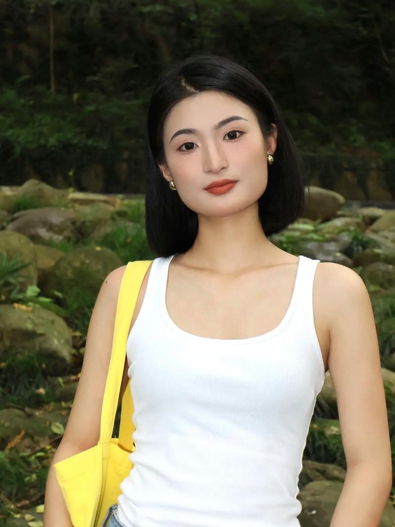 方脸适合什么头型