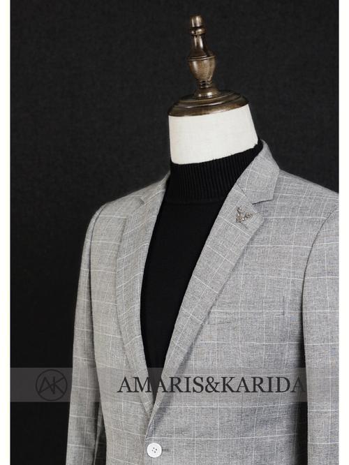 灰色格子衣服怎么搭配图片欣赏