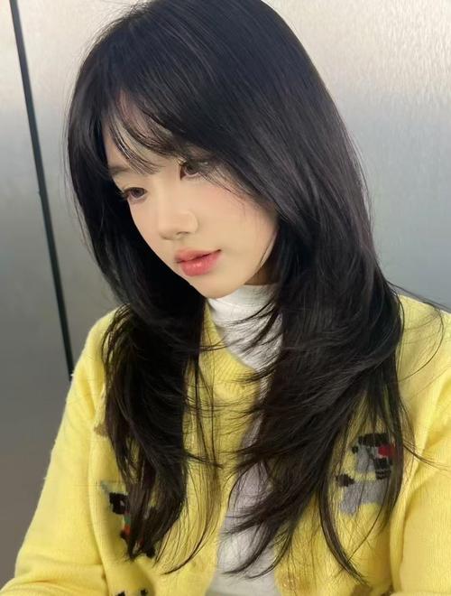 长圆脸适合什么发型