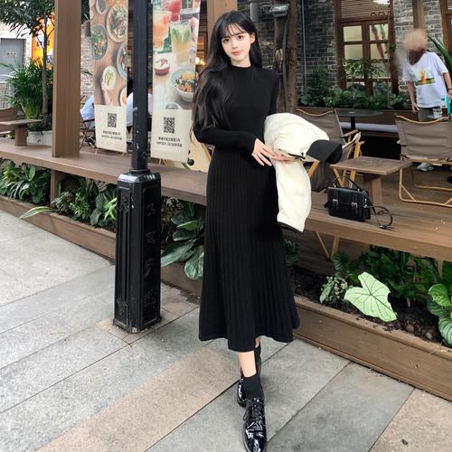 秋冬长款连衣裙怎么搭配图片大全