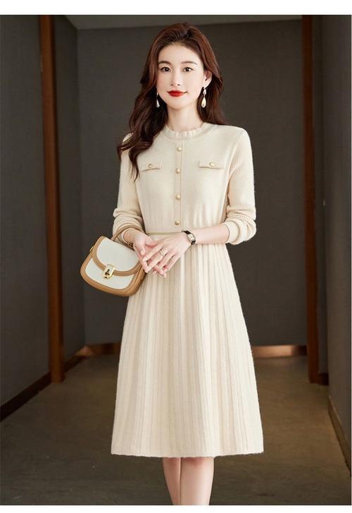 秋冬长款连衣裙怎么搭配图片大全