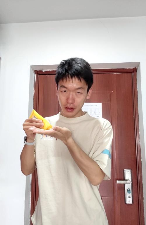 伊思水果洗面奶哪种好