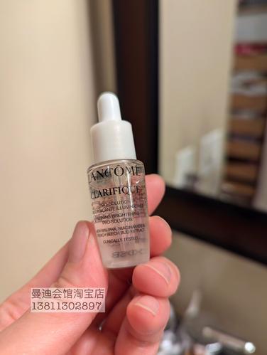 油皮闭口用什么护肤品