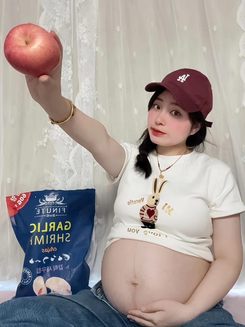 微胖孕妇怎么搭配图片