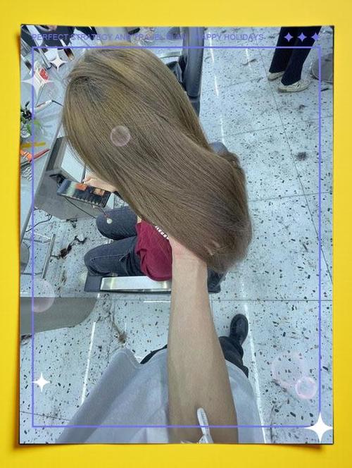 闷青色是什么颜色