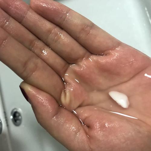 兰芝粉色洗面奶新包装