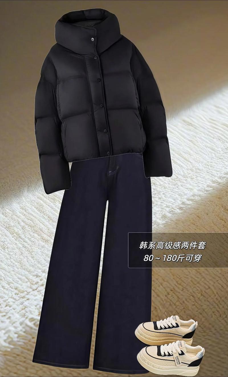 黑色棉袄配什么裤子