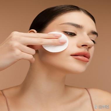 用卸妆膏还用洗面奶吗