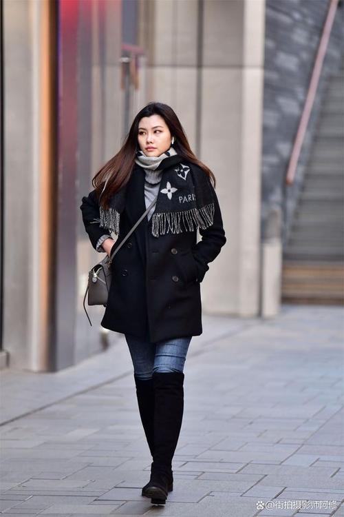 长靴怎么搭配毛呢外套