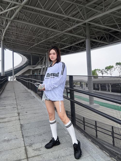 黑网群怎么搭配