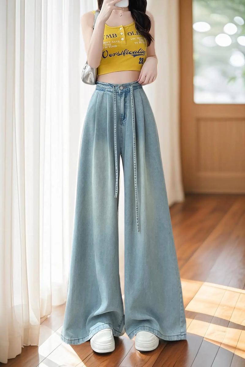 托地裤怎么搭配衣服