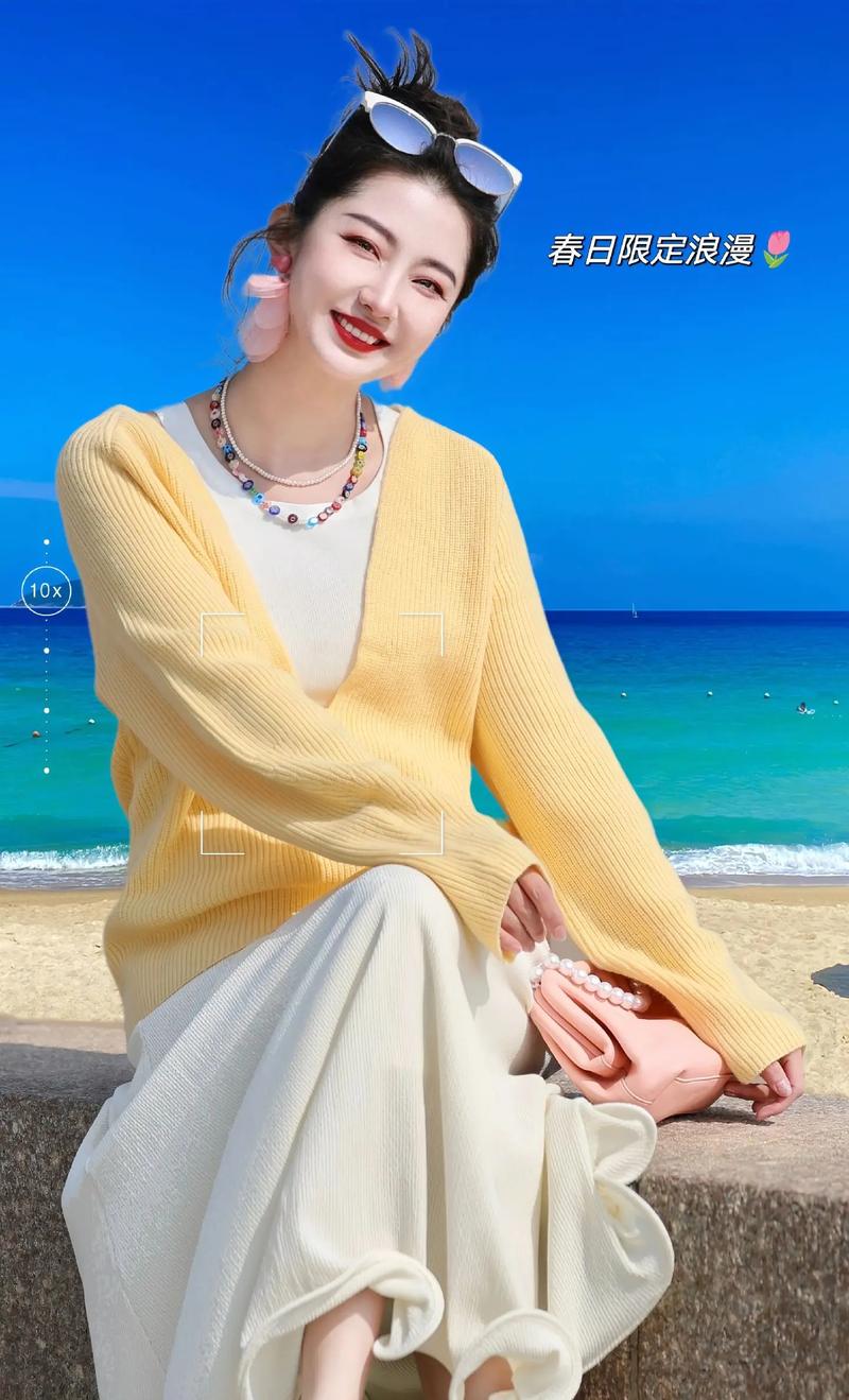 黄色套头毛衣怎么搭配