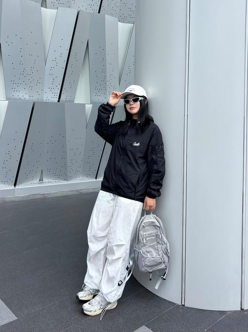 防晒服怎么搭配衣服穿