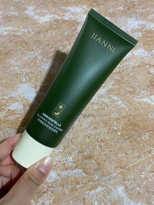 冬季适合用什么洗面奶