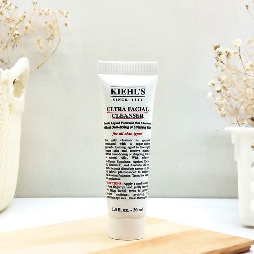 用完洗面奶用什么保湿