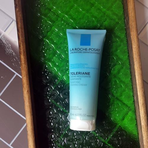 理肤泉特安洗面奶成分