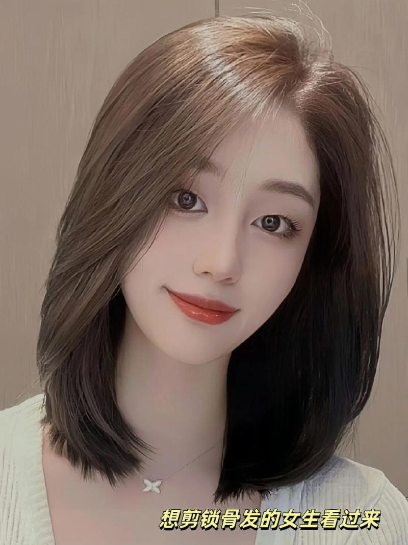 脸宽适合什么发型女