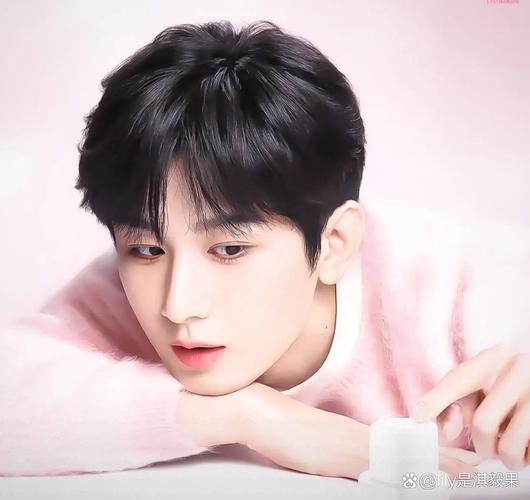 男明星都用什么洗面奶